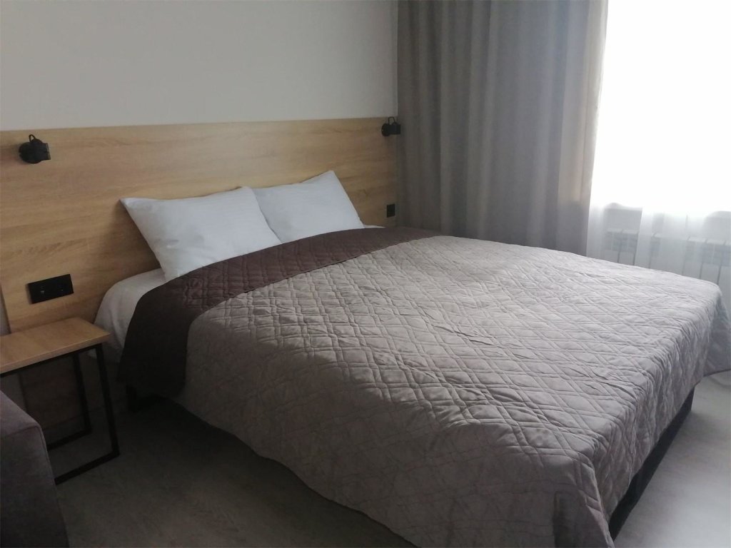 Komfort Doppel Zimmer mit Balkon Strana ozer