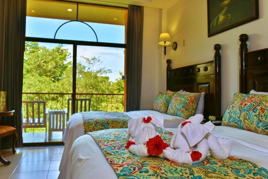 Двухместный номер Standard с балконом и с красивым видом из окна Hotel San Bada Resort & Spa