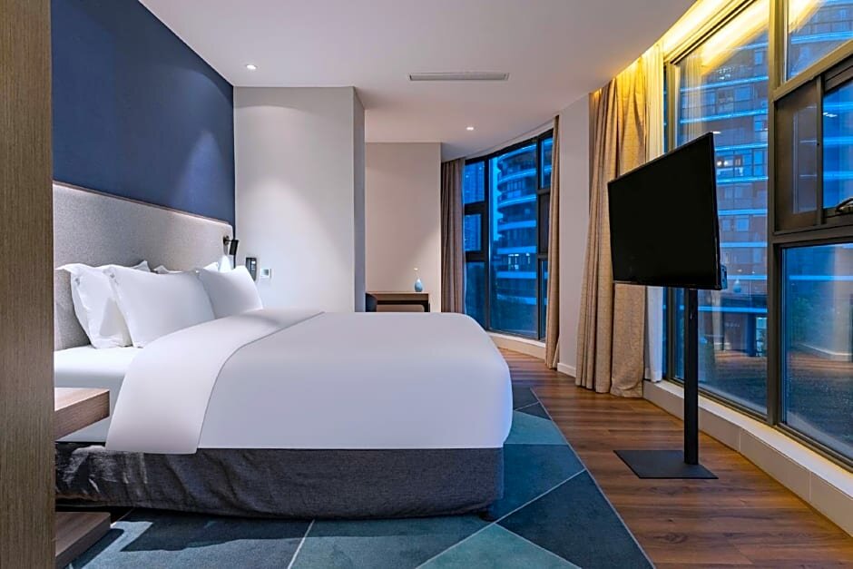 1 Bedroom Suite Holiday Inn Express Yichang Riverside, an IHG Hotel