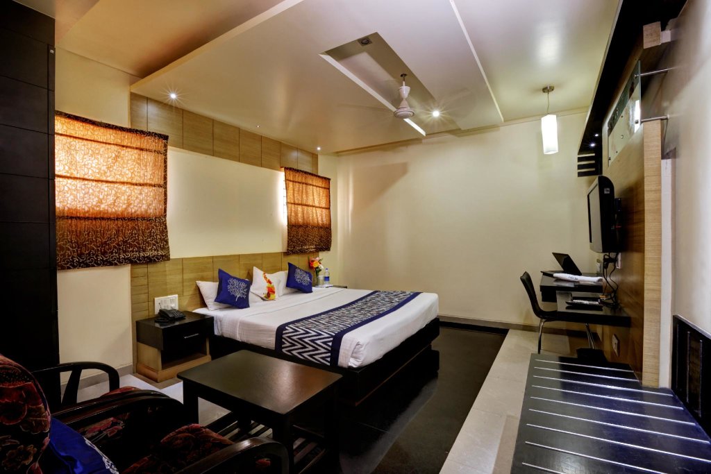 Номер Deluxe FabHotel Arafa Inn Gandhinagar