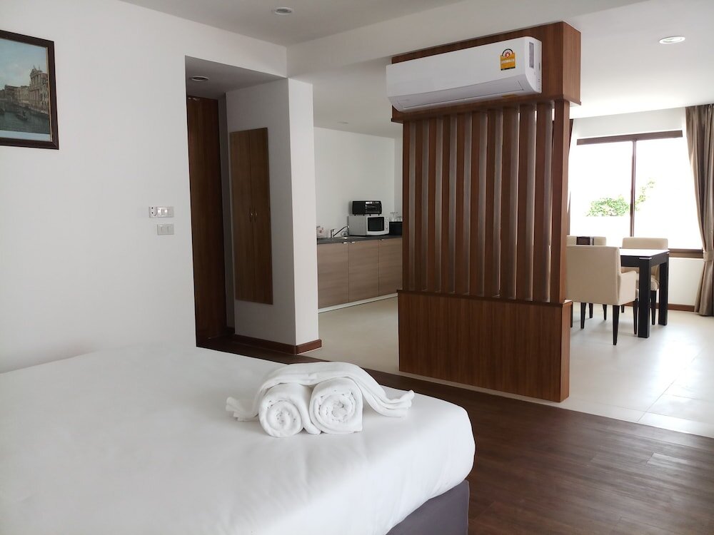 Standard Zimmer The Suites Apartment & Residence Phuket