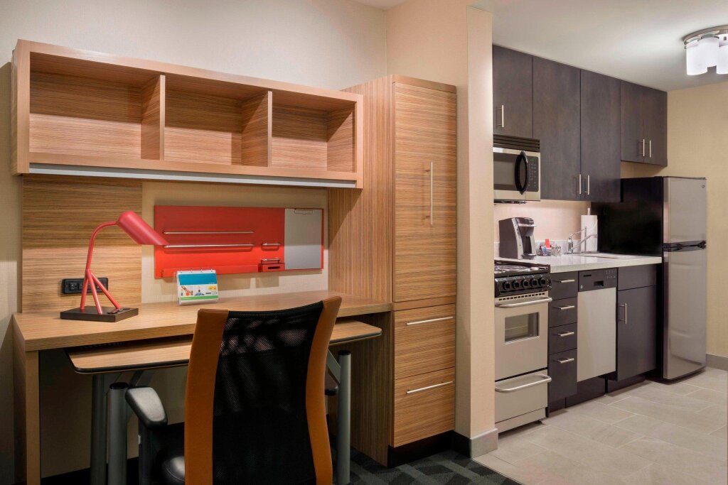 Двухместный люкс c 1 комнатой TownePlace Suites by Marriott Ottawa Kanata