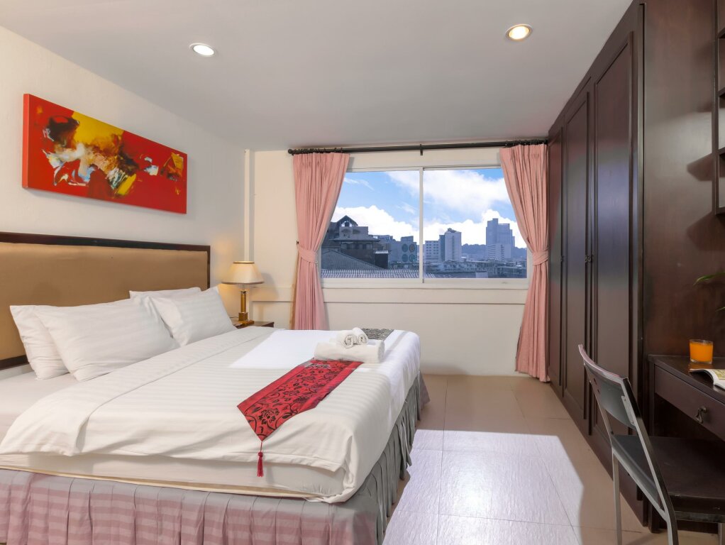 2 Bedrooms Suite Yes O'tel Pattaya By Benya