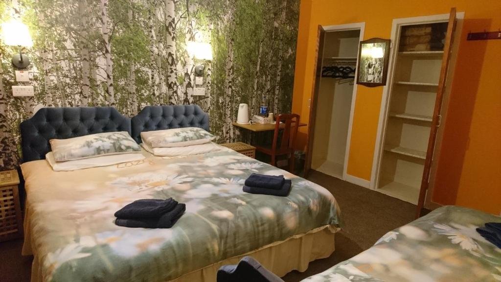 Classic room Scotland Paradise Relax Student Accommodation by Shooting Club Kirriemuir