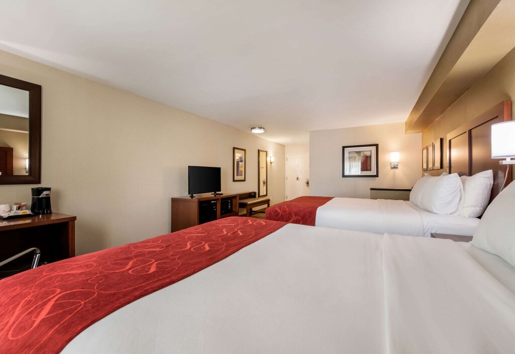 Четырёхместный номер Standard Comfort Suites Atlantic City North