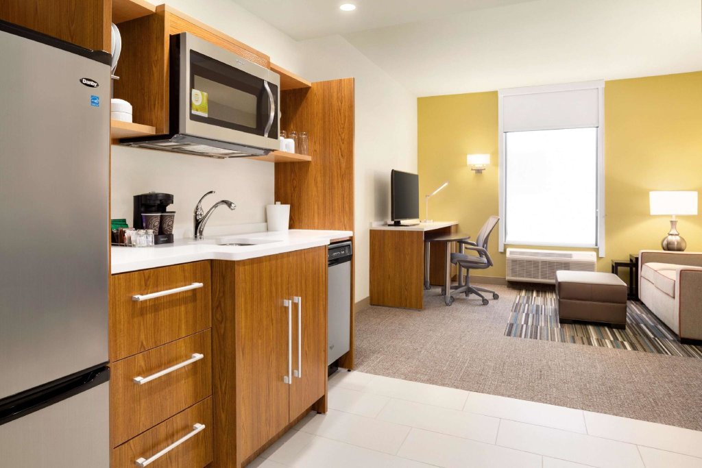 Двухместный люкс c 1 комнатой Home2 Suites By Hilton Birmingham Downtown