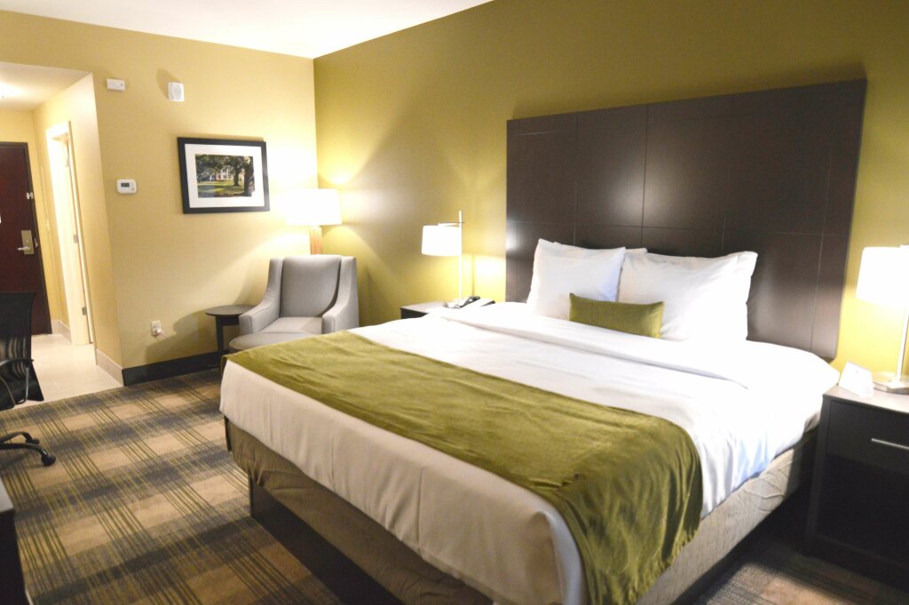 Double Suite Best Western Plus New Orleans Airport Hotel