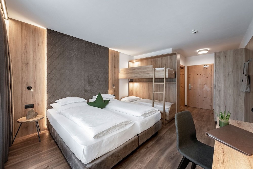 Standard Doppel Zimmer 1 Schlafzimmer mit Bergblick Vitaurina Royal Hotel