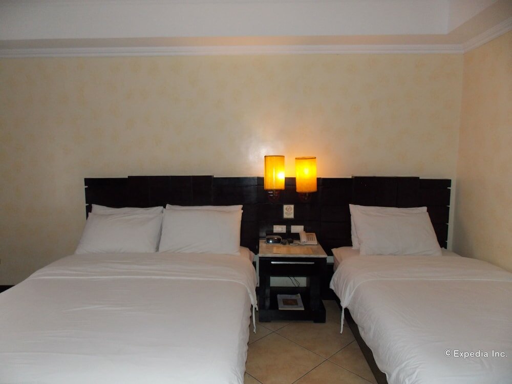 Camera Premium MO2 Westown Hotel Bacolod - Downtown