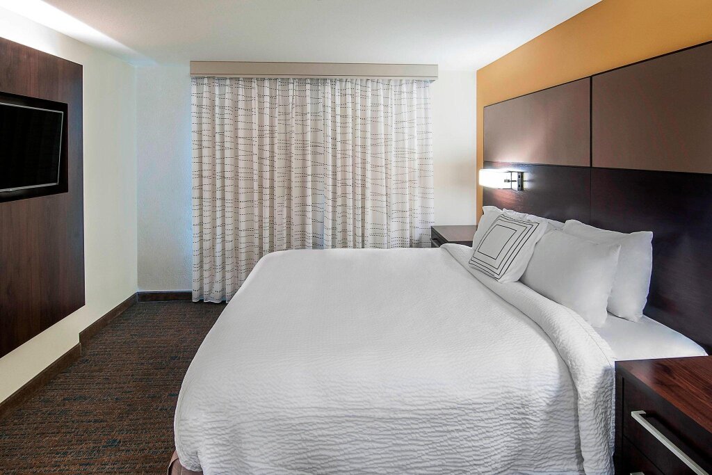 Люкс с 2 комнатами Residence Inn by Marriott Rapid City