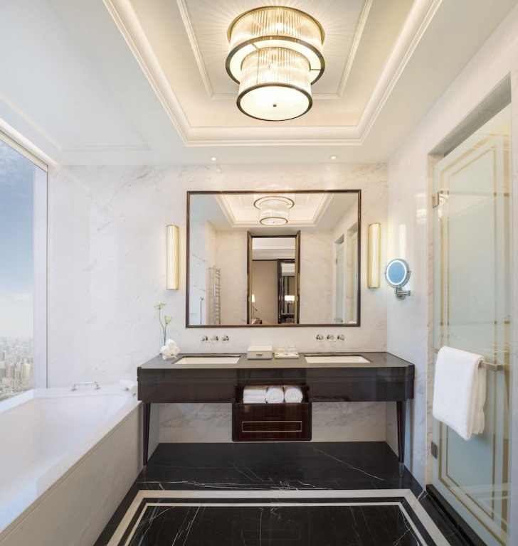 Standard Double room with city view The St. Regis Changsha