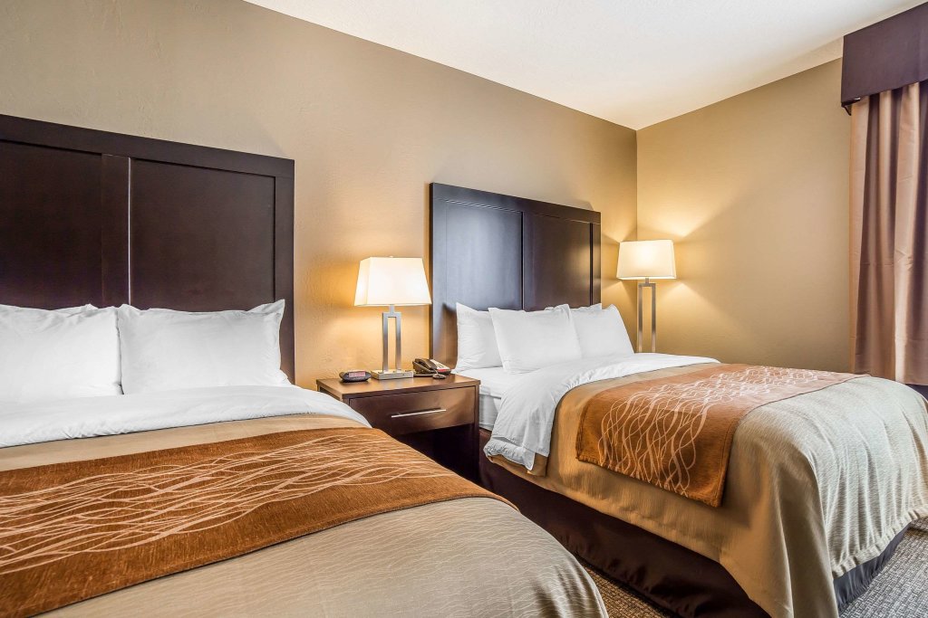 Standard Quadruple room Comfort Inn & Suites Vernal - National Monument Area