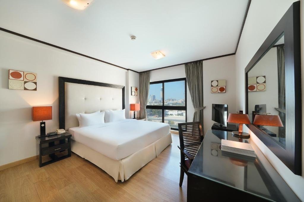 Двухместный люкс c 1 комнатой Park Apartments Dubai, an Edge By Rotana Hotel