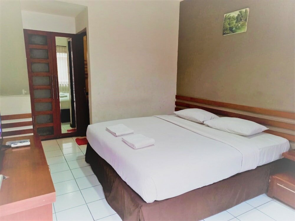 Superior Double room N Hotel Harmoni Jakarta