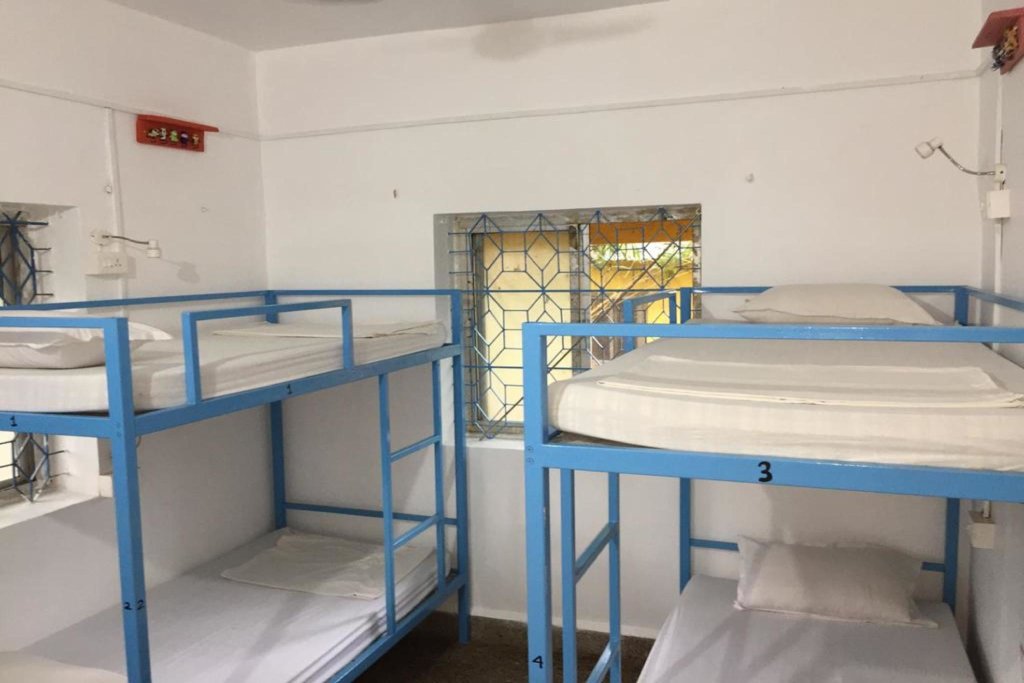 Кровать в общем номере The Lost Hostel, Goa - Palolem Beach