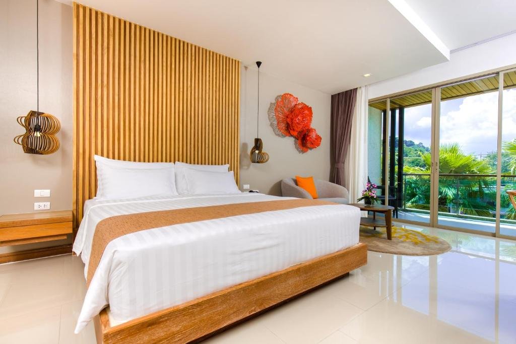Двухместный номер Deluxe Wyndham Grand Phuket Kalim Bay