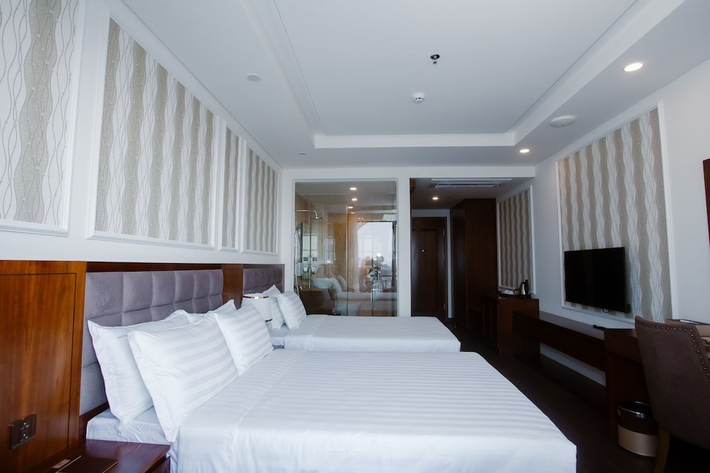 Deluxe Dreier Zimmer mit Balkon Century Hotel Da Nang