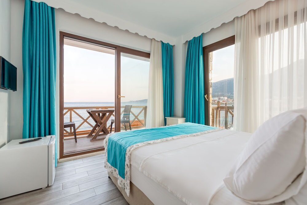 Двухместный люкс c 1 комнатой с видом на море Taşada Otel