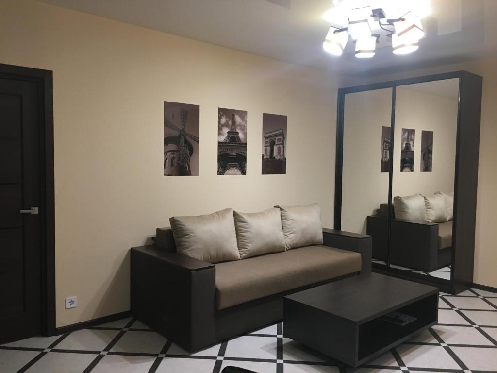 1 Bedroom Apartment 3 Studios on Lenina Avenue