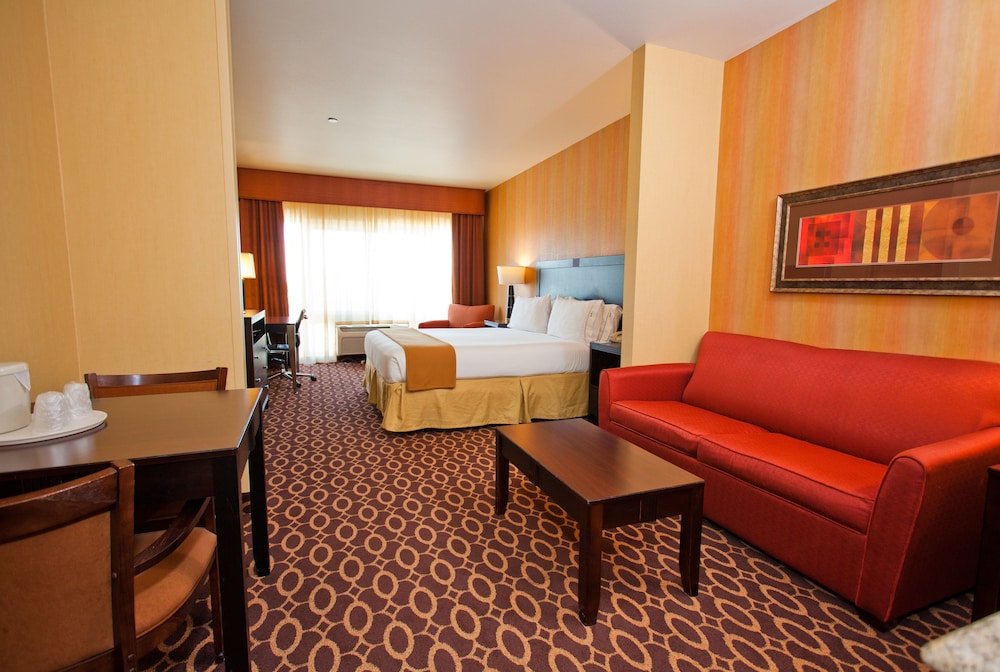 Suite doppia Additional Living Area Holiday Inn Express & Suites Sacramento NE Cal Expo, an IHG Hotel