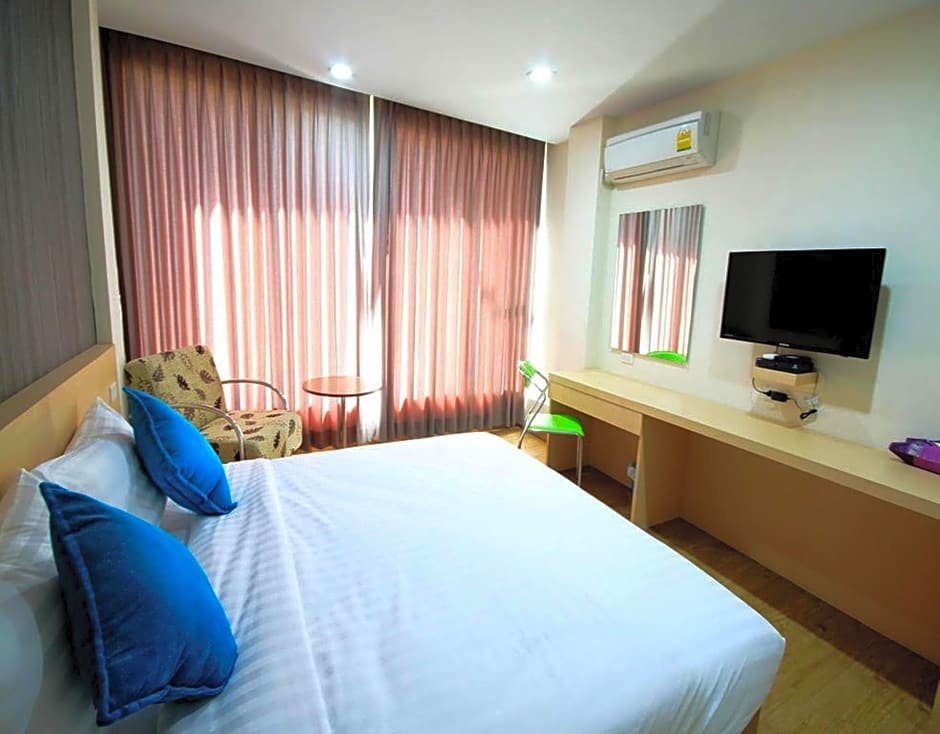 Superior room with garden view S3 Residence Park