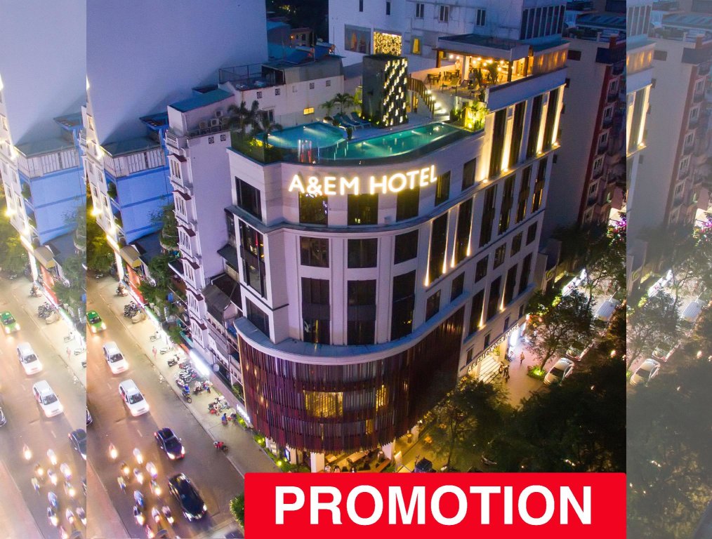 Номер Standard A&EM Saigon Hotel