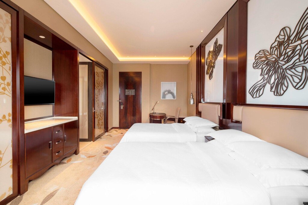 Deluxe room Sheraton Changde Wuling Hotel