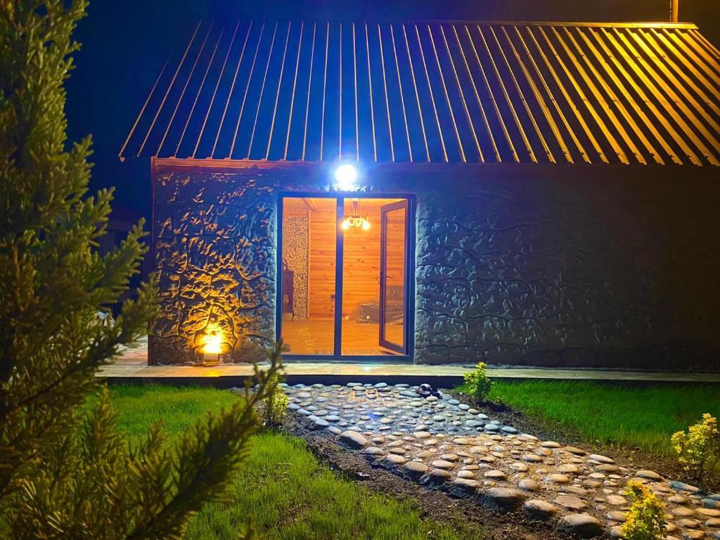 Отель dudosuitbungalov 1* в Ардешен, Черноморский регион Турции.  Забронировать dudosuitbungalov 1*, Yamaçdere Köyü Bakkoz Sırt Mevki No  16/1, 53480. Оплата картами МИР.