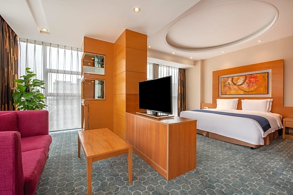 Standard suite Holiday Inn Express Beijing Huacai, an IHG Hotel