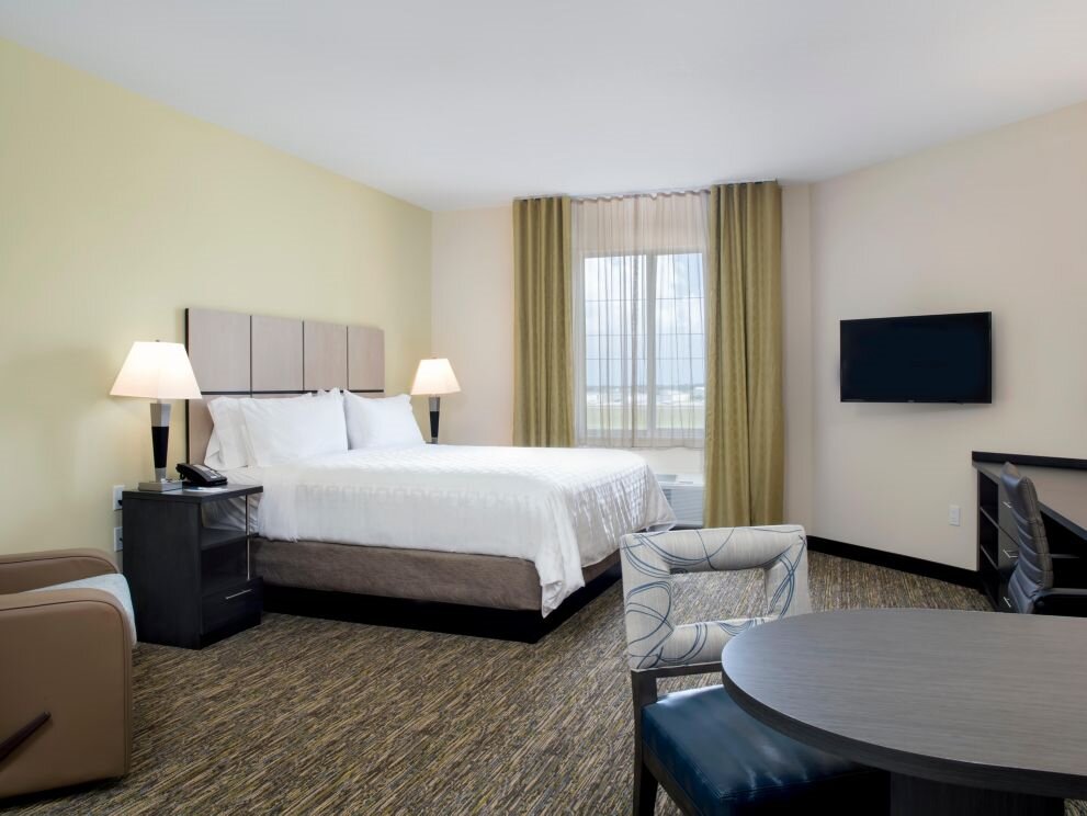 Standard Suite Candlewood Suites Miami Exec Airport - Kendall, an IHG Hotel