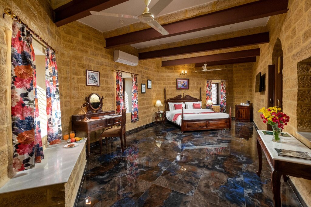 Suite WelcomHeritage Mohangarh Fort