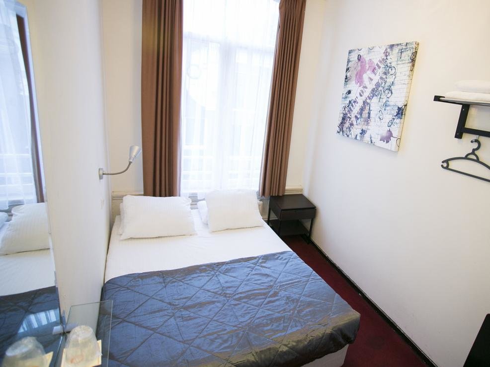 Budget Doppel Zimmer Quentin Arrive Hotel
