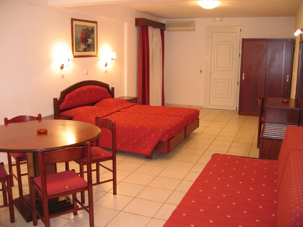 Standard triple chambre Giannoulaki Resort