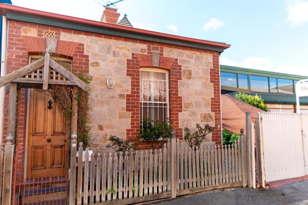Коттедж с 2 комнатами North Adelaide Heritage Cottages & Apartments