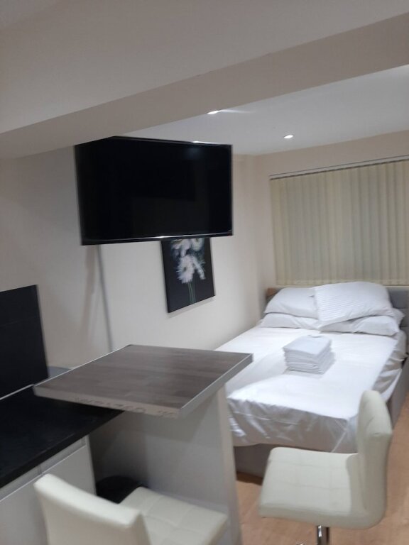 Standard Zimmer Aa Guest Room2 Near Royal Arsenal
