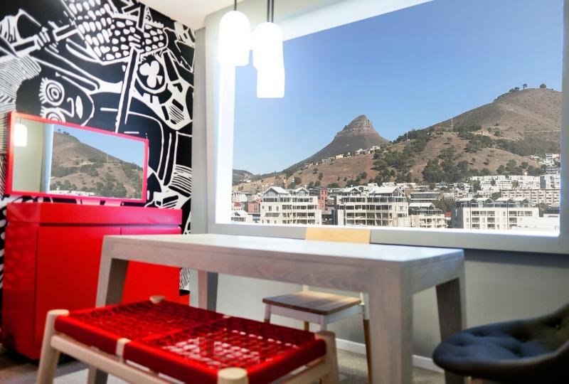 Двухместный номер Standard Radisson RED Hotel V&A Waterfront Cape Town
