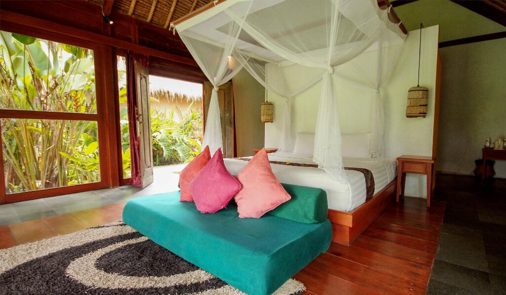 Двухместный номер Deluxe с балконом и с красивым видом из окна Sapulidi Resort Spa & Gallery Bali