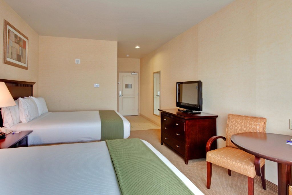 Habitación doble Estándar Holiday Inn Express & Suites Beaumont - Oak Valley, an IHG Hotel