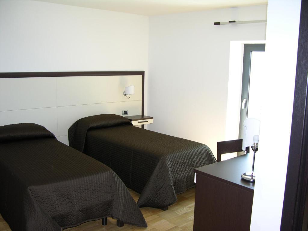 Standard Doppel Zimmer mit Meerblick Baja delle Sirene