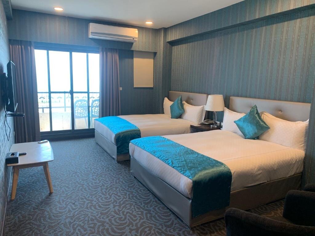 Четырёхместный номер Standard с видом на море Chi Shing Hai Hotel
