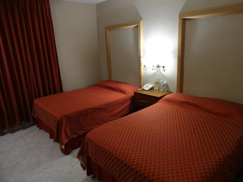Standard triple chambre Hotel Mediterraneo