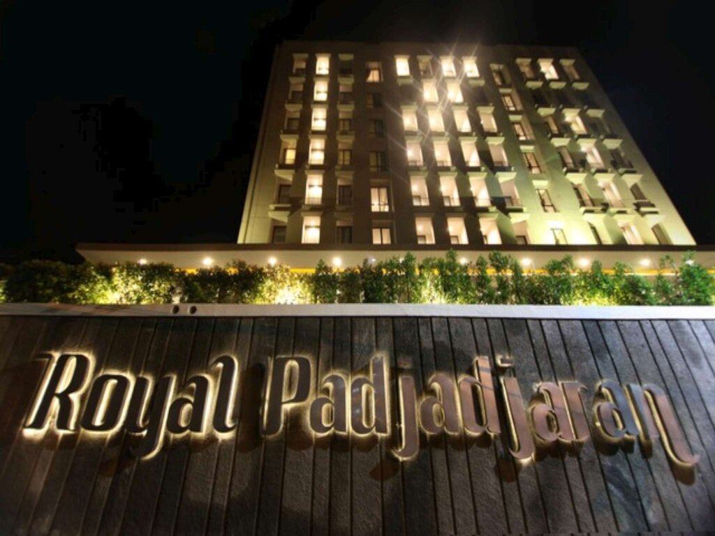 Номер Superior Royal Padjadjaran Hotel