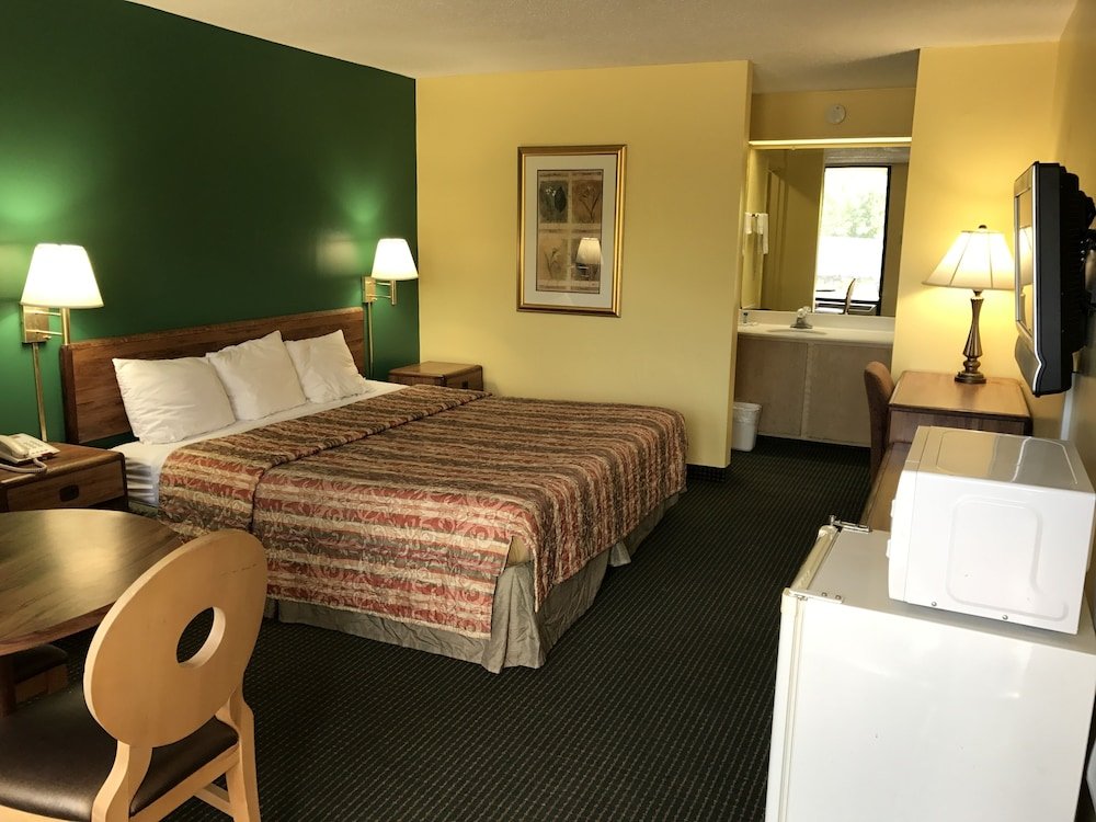 Двухместный номер Standard Relax Inn & Suites