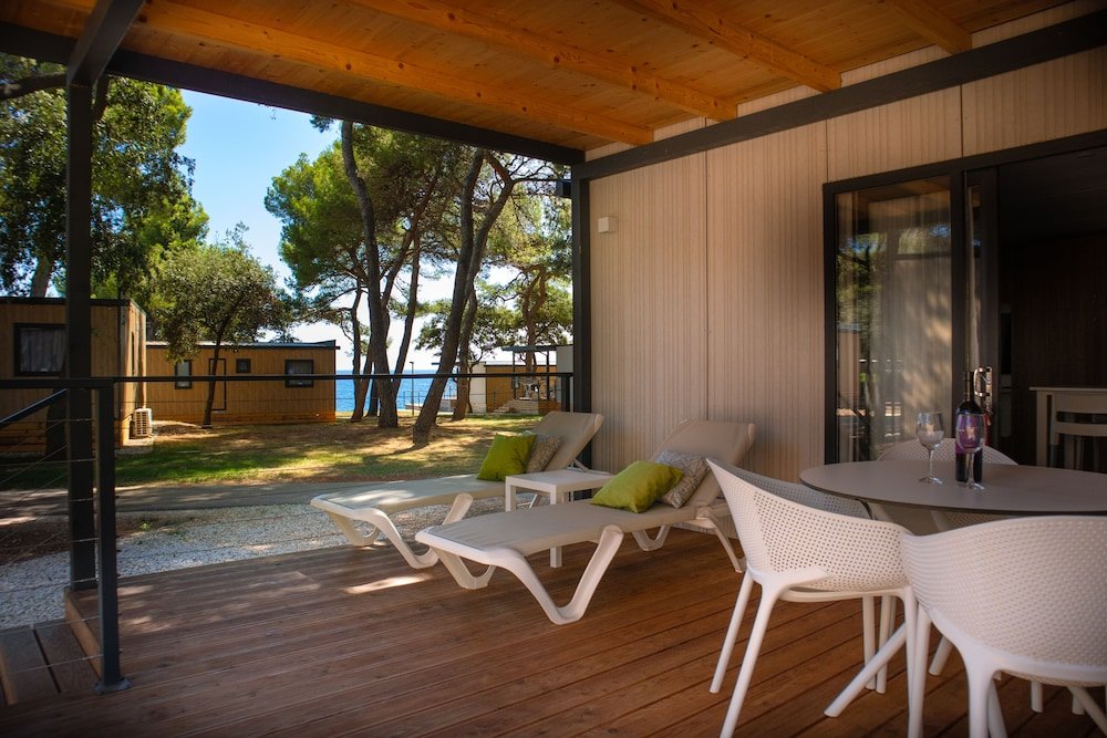 Номер Deluxe с 2 комнатами beachfront Arena Stoja Camping Homes