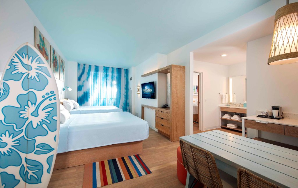Люкс с 2 комнатами Universal's Endless Summer Resort - Surfside Inn and Suites
