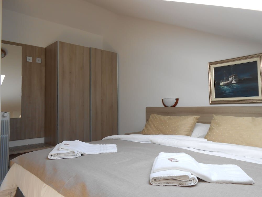 Suite 2 dormitorios con balcón Bed & Breakfast Vila Kristina