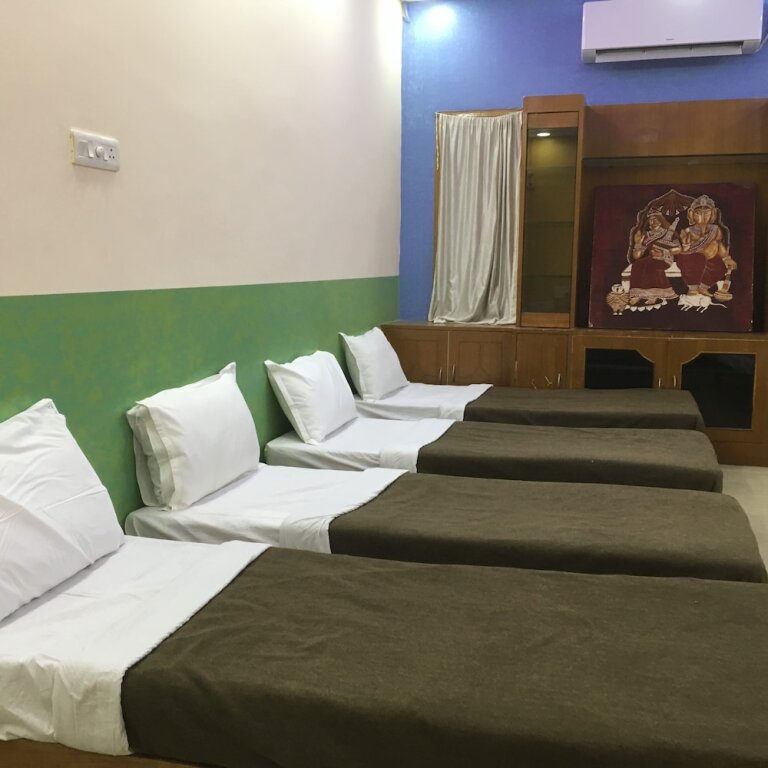 Апартаменты Deluxe Jayaram Residency Tirupathi