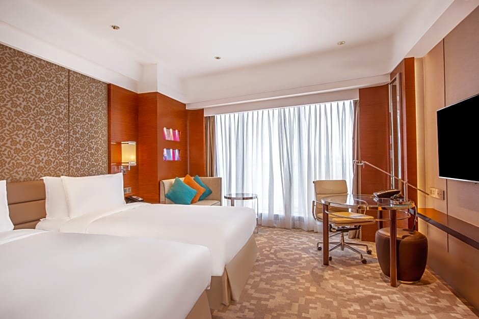 Двухместный номер Premium Crowne Plaza Macau, an IHG Hotel