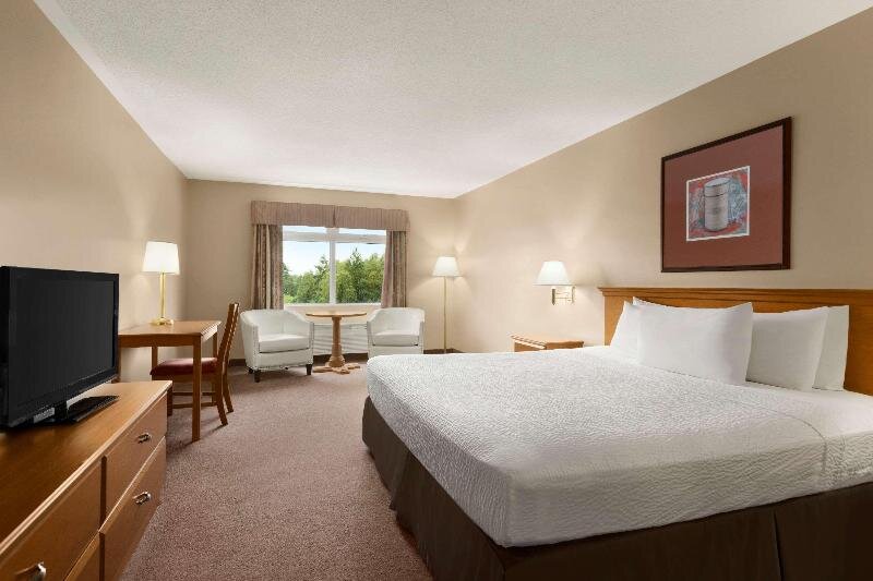 Standard Zimmer Days Inn by Wyndham Oromocto Conference Centre