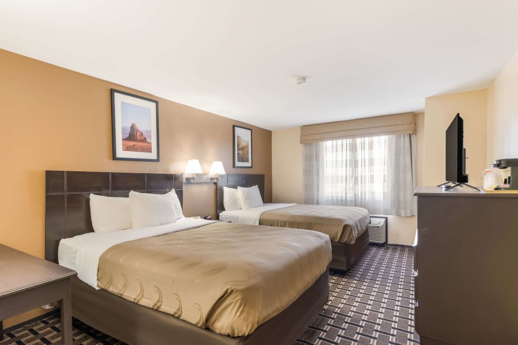 Standard Quadruple room Quality Inn Clovis